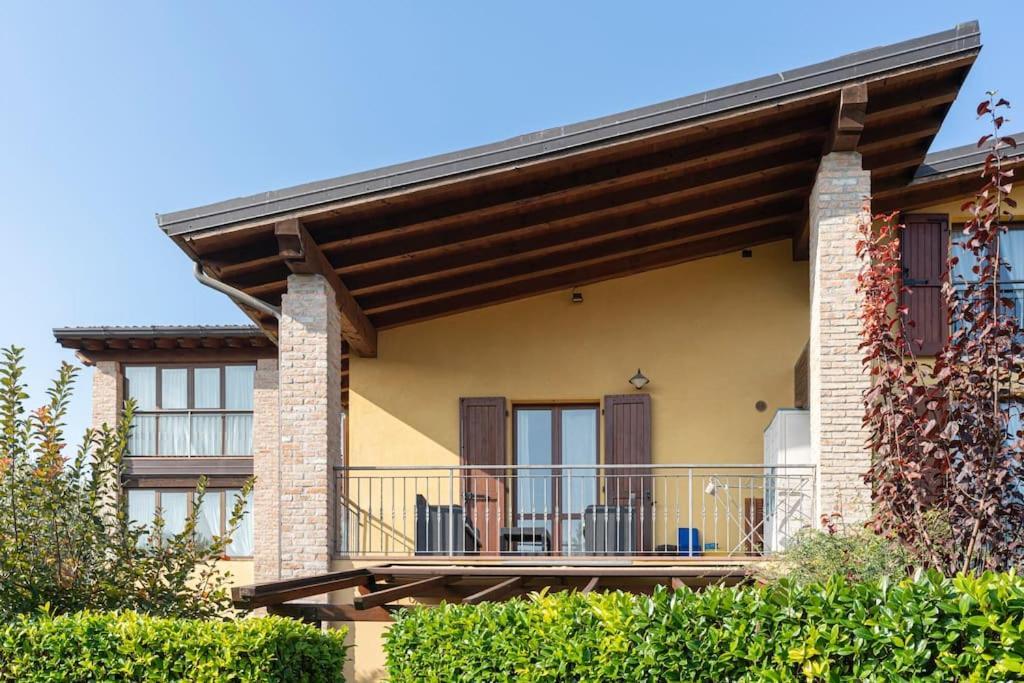 Casa Brilde, Appartamento Con Piscina سالو المظهر الخارجي الصورة